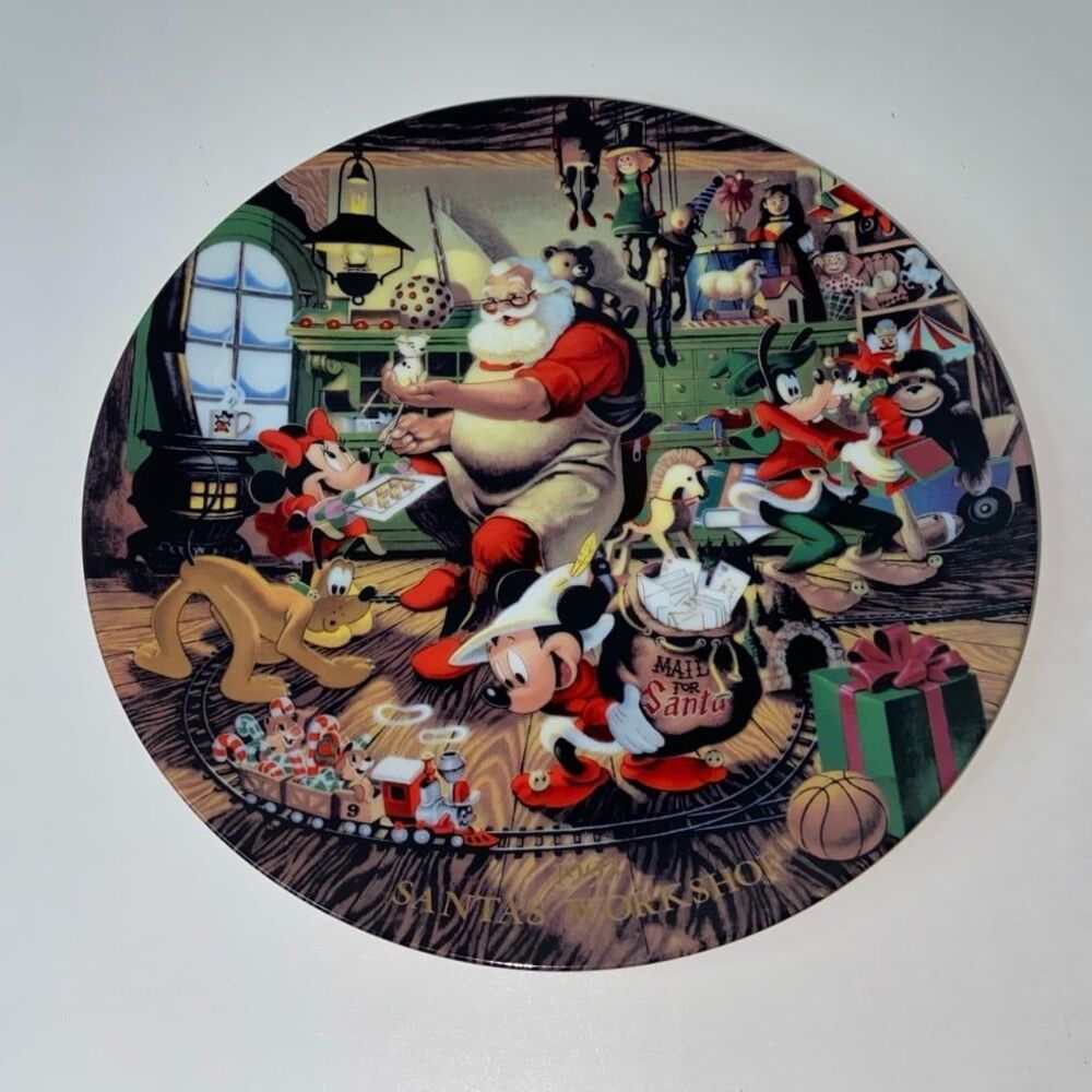 Disney Santa's Workshop Christmas Plate 1993 (Disney Christmas Collectibles)